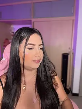 Emiily Moore1 online show from May 2026 11:21:01 PM