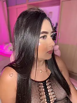 Emiily Moore1 online show from June 2026 12:41:02 AM