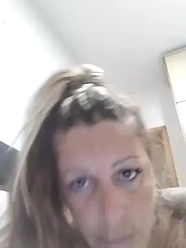 canariamorbosa online show from September 2025 10:46:02 PM