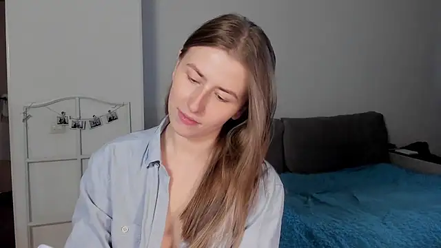 VesperaCeleste online show from January 2026 08:27:02 AM