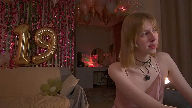 Snapshot of sofiapurex chatting on February 2026 09:22:01 PM sofiapurex online show from February 2026 09:22:01 PM