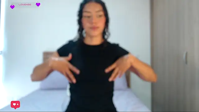 WendySuns  online show from December 2025 05:08:02 PM