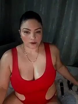 tiffany Johnson1 online show from June 2026 12:39:02 AM