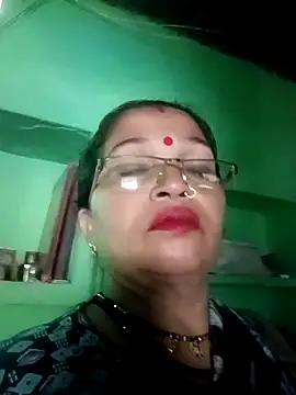 Snapshot of Manavi_x chatting on October 2025 10:36:01 AM Manavi x online show from October 2025 10:36:01 AM