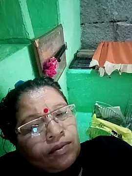 Snapshot of Manavi_x chatting on April 2026 12:20:02 PM Manavi x online show from April 2026 12:20:02 PM