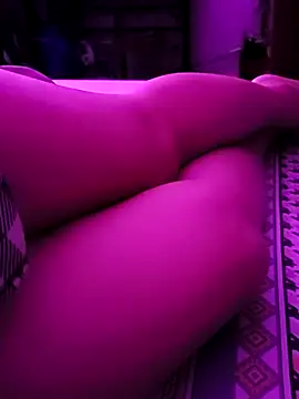 Snapshot of Night_nice12 chatting on September 2025 05:05:02 PM Night nice12 online show from September 2025 05:05:02 PM