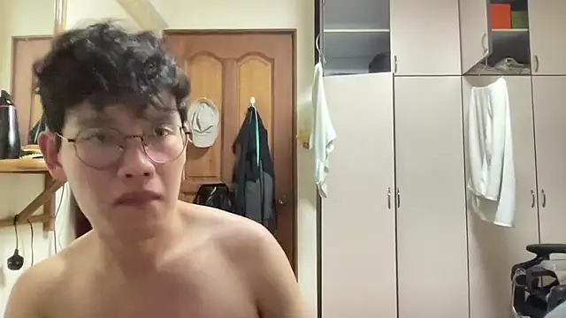 Passionatetwink2 online show from September 2025 11:46:02 AM