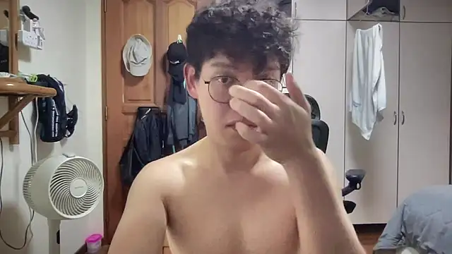 Passionatetwink2 online show from October 2025 11:11:01 AM