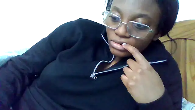 SexyGemBeautyX online show from December 2025 11:37:01 AM