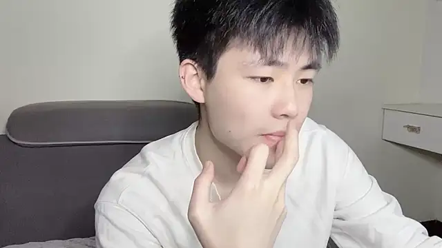 xiaoyang5200 online show from November 2025 01:45:01 PM