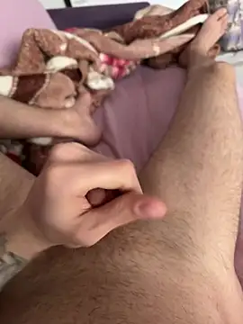 doyumsuz3131 online show from April 2026 06:44:02 AM