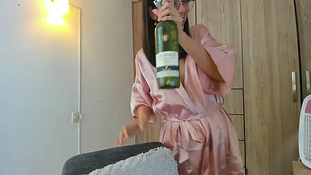 horny adiction online show from March 2026 08:27:02 PM