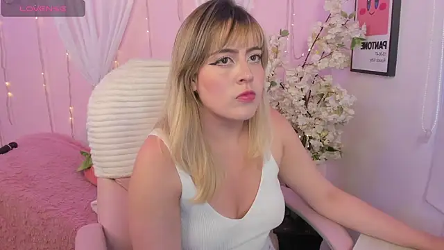 Jenny Wolridge  online show from February 2026 09:07:01 PM