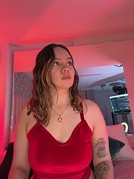 Sky Junne online show from April 2026 06:10:02 PM