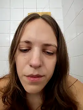 Snapshot of lauflor chatting on April 2026 11:51:02 AM lauflor online show from April 2026 11:51:02 AM