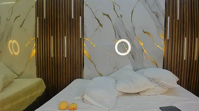 Snapshot of VictoriaDuart chatting on April 2026 08:00:02 PM VictoriaDuart online show from April 2026 08:00:02 PM