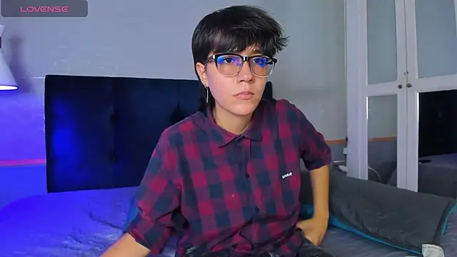 Tsuki Maru online show from September 2025 08:35:02 PM