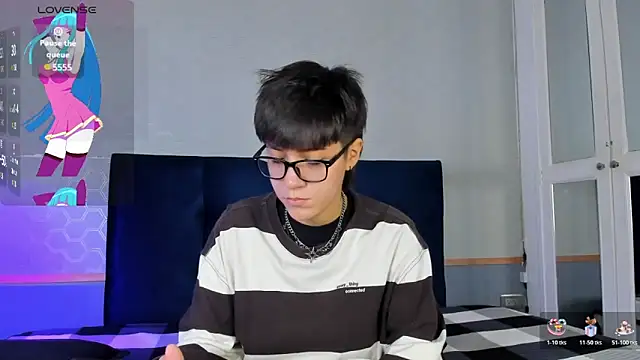 Tsuki Maru online show from November 2025 08:30:01 PM