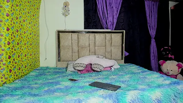 skinnyanddaphne online show from May 2026 06:46:01 PM