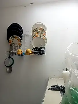 Snapshot of MackMacKenzie chatting on October 2025 01:56:02 PM MackMacKenzie online show from October 2025 01:56:02 PM