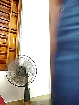 Snapshot of MaryyLy chatting on October 2025 10:49:01 AM MaryyLy online show from October 2025 10:49:01 AM