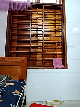 Snapshot of MaryyLy chatting on November 2025 12:11:02 AM MaryyLy online show from November 2025 12:11:02 AM