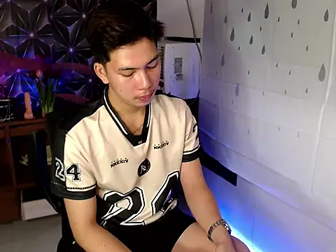 ursweet jade online show from October 2025 10:26:01 AM