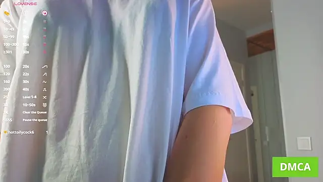 JuliannaWenger online show from October 2025 07:15:02 PM