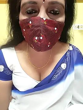 Snapshot of mallu-reshma chatting on September 2025 06:14:01 AM mallu-reshma online show from September 2025 06:14:01 AM