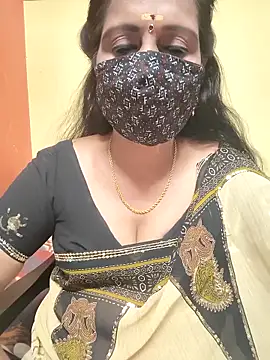 Snapshot of mallu-reshma chatting on October 2025 01:09:02 PM mallu-reshma online show from October 2025 01:09:02 PM