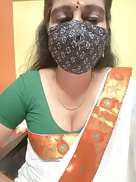 Snapshot of mallu-reshma chatting on October 2025 05:55:02 PM mallu-reshma online show from October 2025 05:55:02 PM