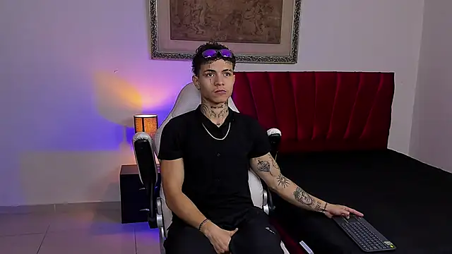 Snapshot of john_mystic chatting on February 2026 01:43:02 AM john mystic online show from February 2026 01:43:02 AM