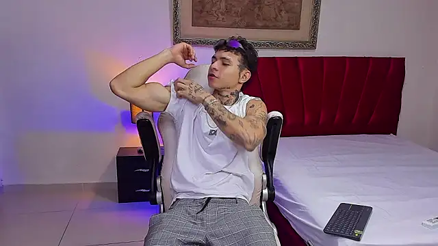 Snapshot of john_mystic chatting on February 2026 01:39:02 AM john mystic online show from February 2026 01:39:02 AM