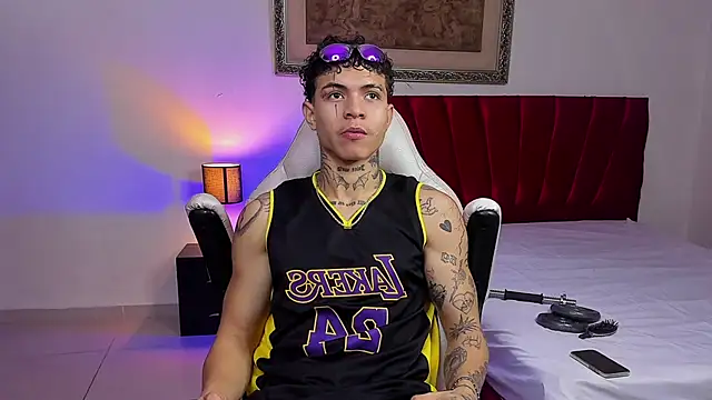 Snapshot of john_mystic chatting on February 2026 02:45:01 AM john mystic online show from February 2026 02:45:01 AM