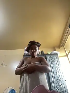 Babedaawl online show from December 2025 11:39:02 AM