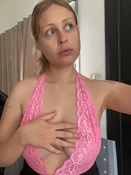 DababyMartina online show from October 2025 11:46:02 AM