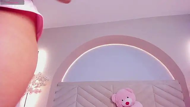 Annie  2 online show from February 2026 03:15:01 AM