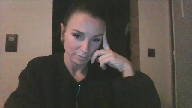 Justnani001 online show from September 2025 07:38:01 PM