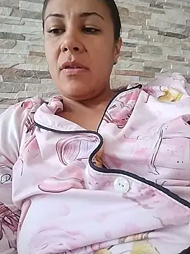 Snapshot of KittyHoleshot87 chatting on September 2025 03:12:02 PM KittyHoleshot87 online show from September 2025 03:12:02 PM