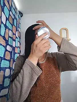 KittyHoleshot87 online show from February 2026 02:35:01 PM