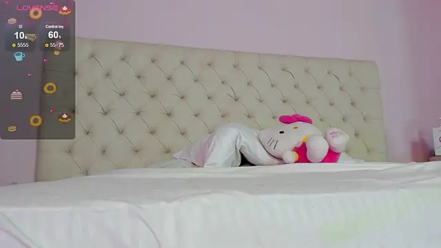 kiity horny  online show from February 2026 12:16:01 PM