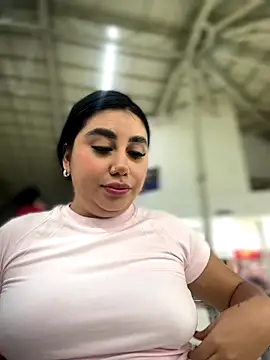 Snapshot of Sophie_Dreamss chatting on September 2025 09:28:02 PM Sophie Dreamss online show from September 2025 09:28:02 PM