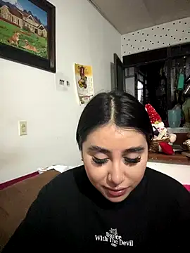 Sophie Dreamss online show from December 2025 11:00:01 PM