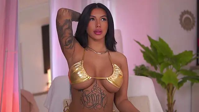 AishaaDevoe online show from February 2026 10:42:01 AM