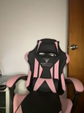 Snapshot of Madisson_Leblanc chatting on March 2026 11:00:02 PM Madisson Leblanc online show from March 2026 11:00:02 PM