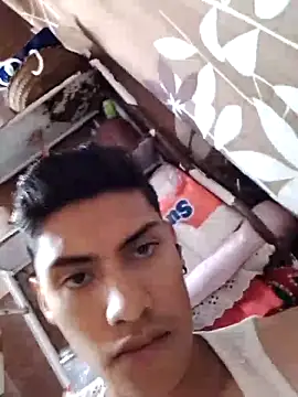 aispuro8505 online show from October 2025 04:26:02 PM