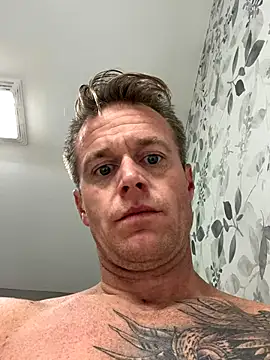 DILFiGuess11 online show from October 2025 05:13:01 AM