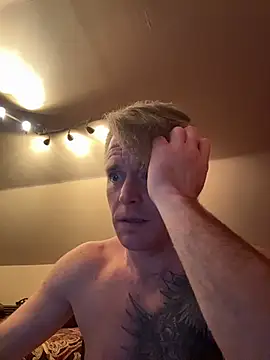 DILFiGuess11 online show from February 2026 06:52:02 AM