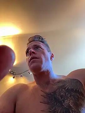 DILFiGuess11 online show from March 2026 04:42:01 PM