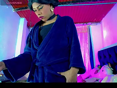 TheBlackwidows online show from November 2025 04:40:02 PM